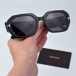 Tom Ford Women Black Smoke Square BRAND NEW Sunglasses VERONIQUE-02 FT0917 01A